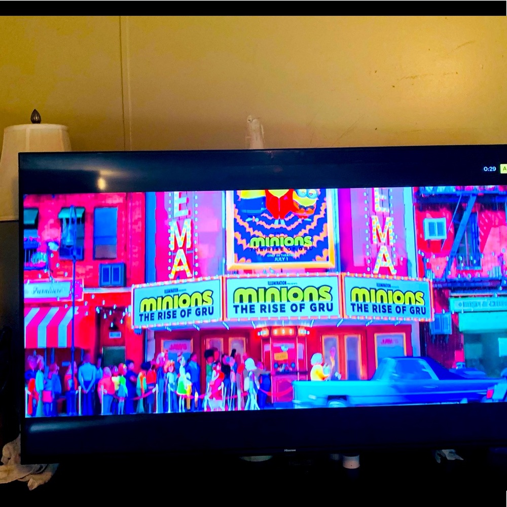 58 Roku Smart tv hardly used and only 7 months old nothing wrong just don’t use